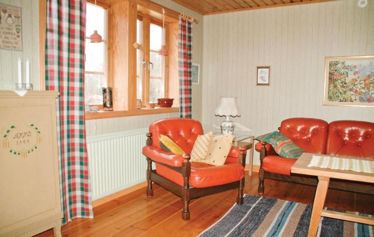 Cozy Home In Uddevalla With Wifi Häljebol 外观 照片