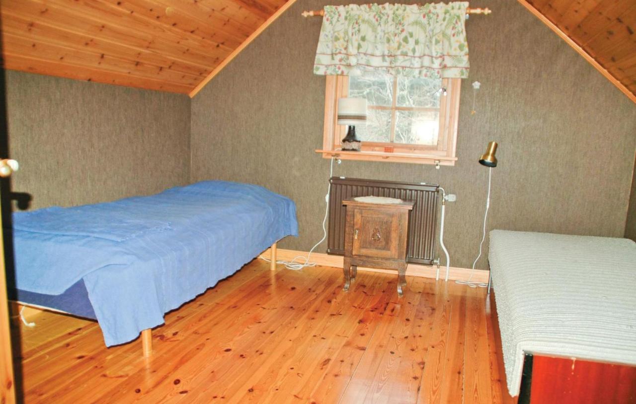 Cozy Home In Uddevalla With Wifi Häljebol 外观 照片