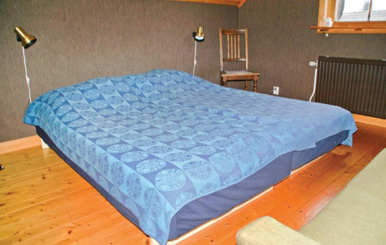 Cozy Home In Uddevalla With Wifi Häljebol 外观 照片